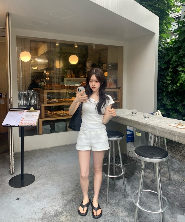 スタッズポケットデニムショートパンツ IVORY