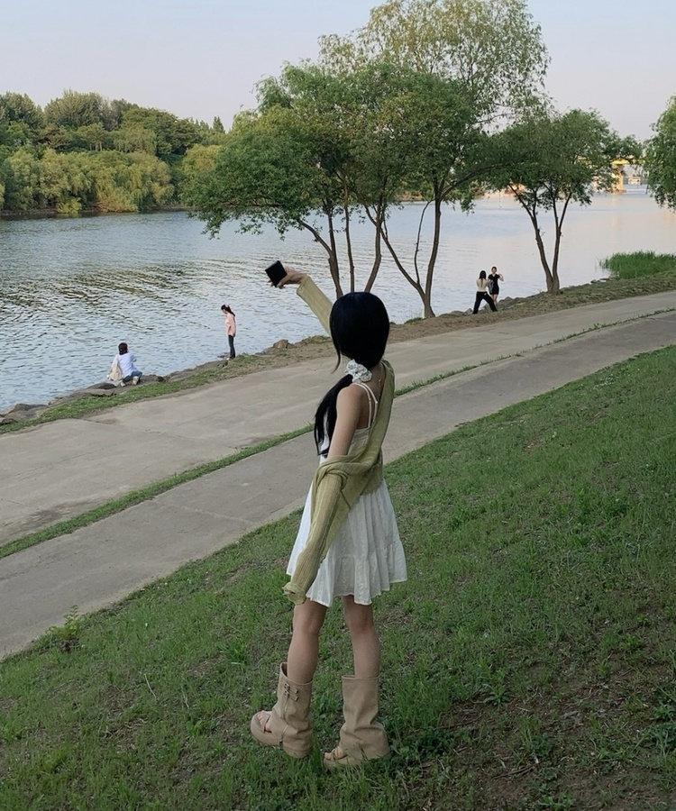 펀칭 시스루 크롭 가디건 올리브