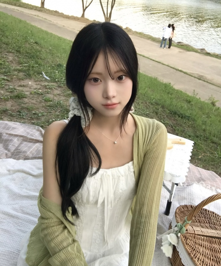 프릴 캐미솔 미니 원피스 화이트
