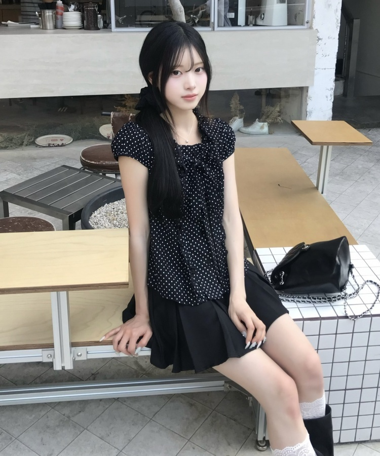 미니 도트 블라우스 블랙