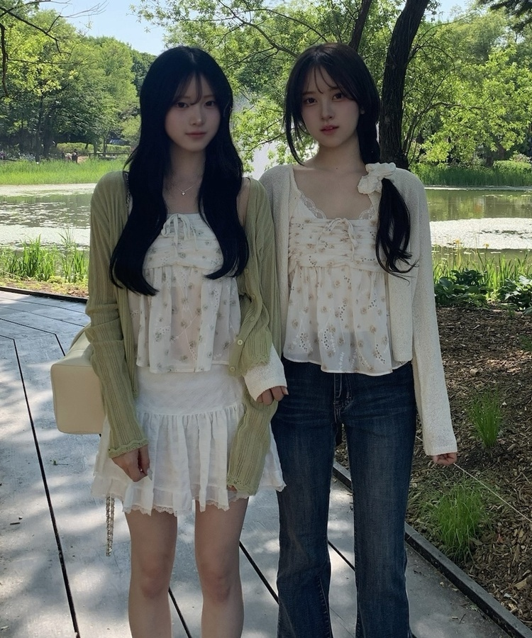 꽃무늬 플레어 캐미솔 베이지