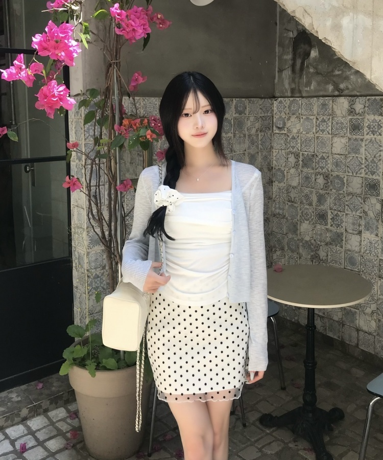 도트 레이스 스커트  화이트