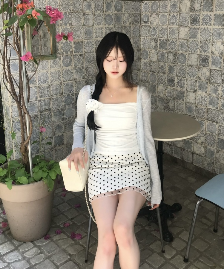 도트 레이스 스커트  화이트
