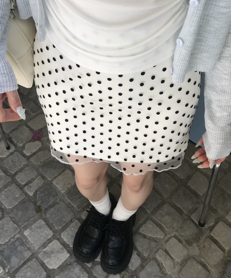 도트 레이스 스커트  화이트
