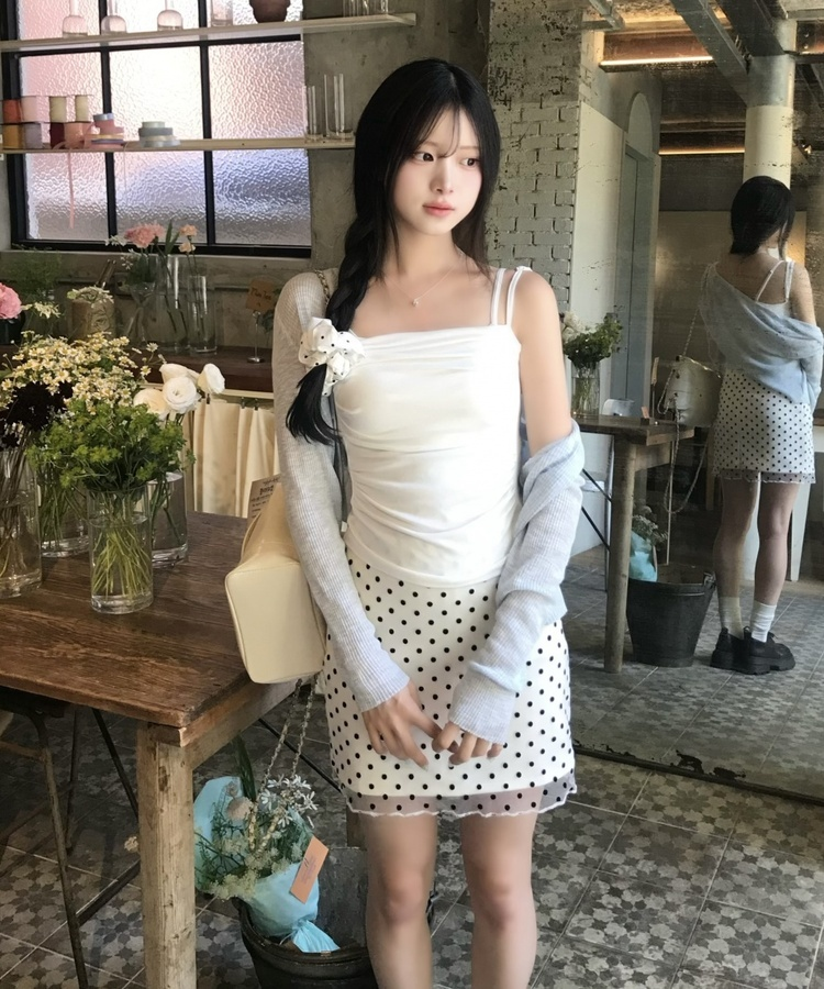 도트 레이스 스커트  화이트