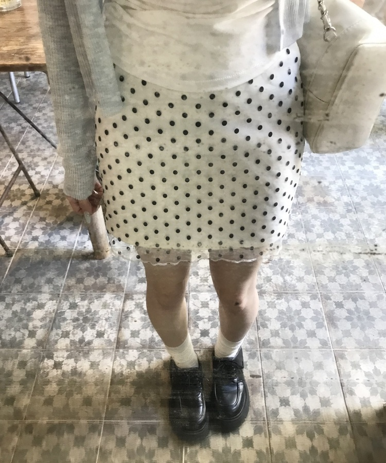 도트 레이스 스커트  화이트