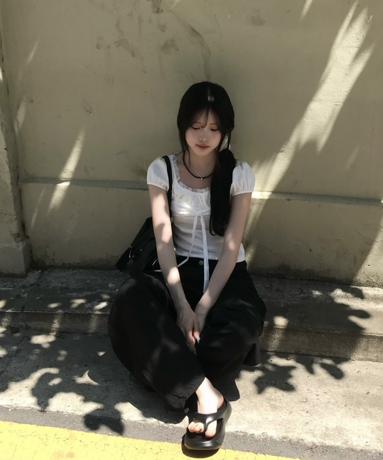 레이스 레이어드 반소매 티셔츠 화이트