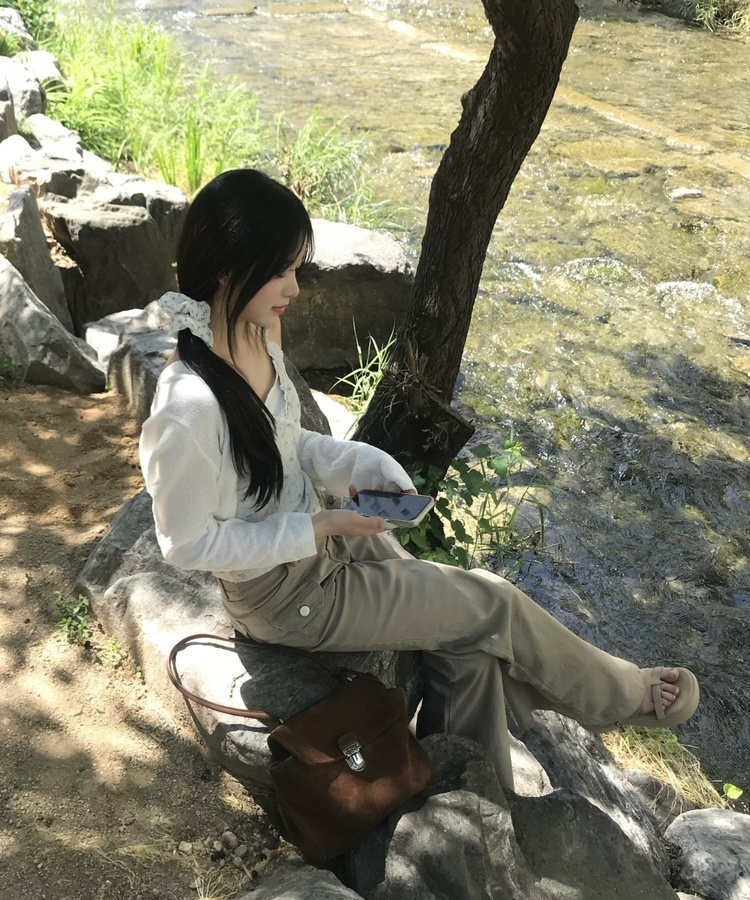 로우 부츠컷 팬츠 베이지