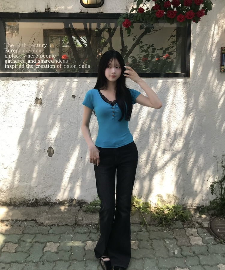 딥 V넥 버튼 반소매 티셔츠 아쿠아블루