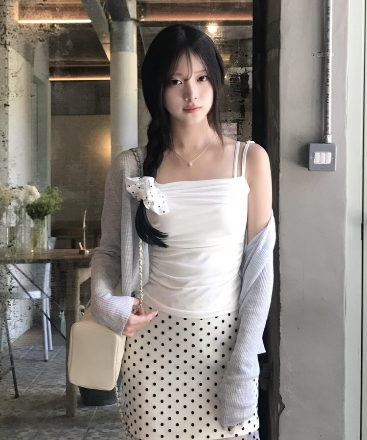 셔링 캡내장 나시 아이보리