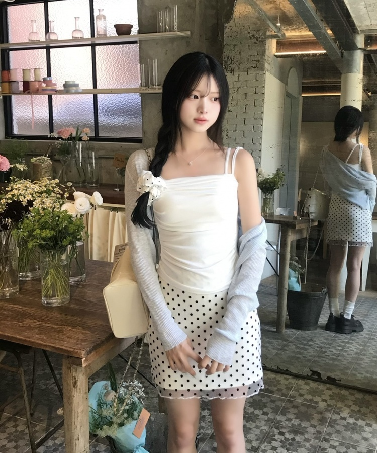 셔링 캡내장 나시 아이보리