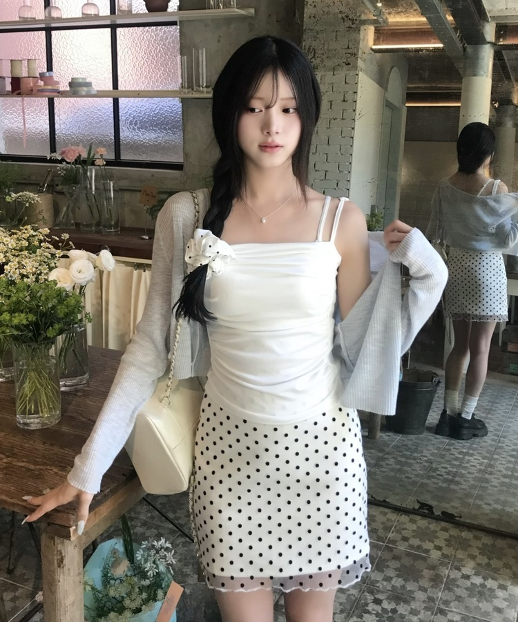 셔링 캡내장 나시 아이보리