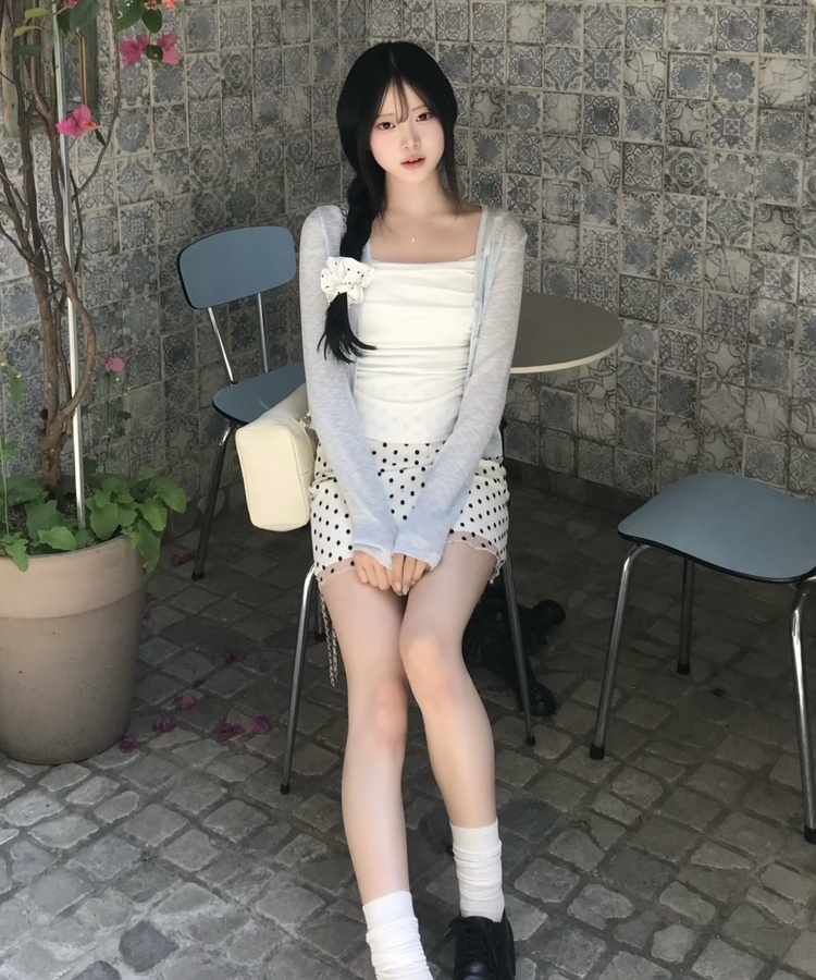 셔링 캡내장 나시 아이보리