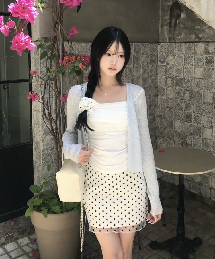 셔링 캡내장 나시 아이보리