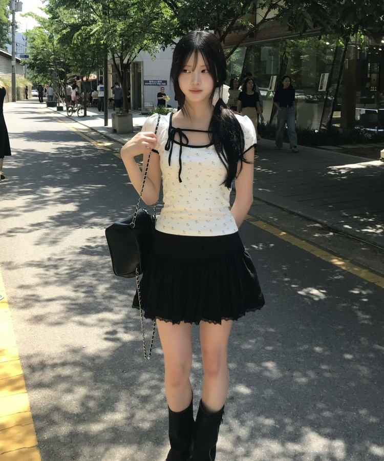 체인 스트랩 미니 백팩 블랙