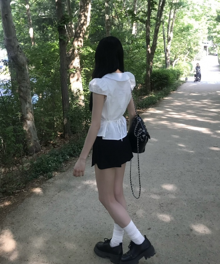체인 스트랩 미니 백팩 블랙