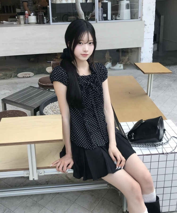 체인 스트랩 미니 백팩 블랙