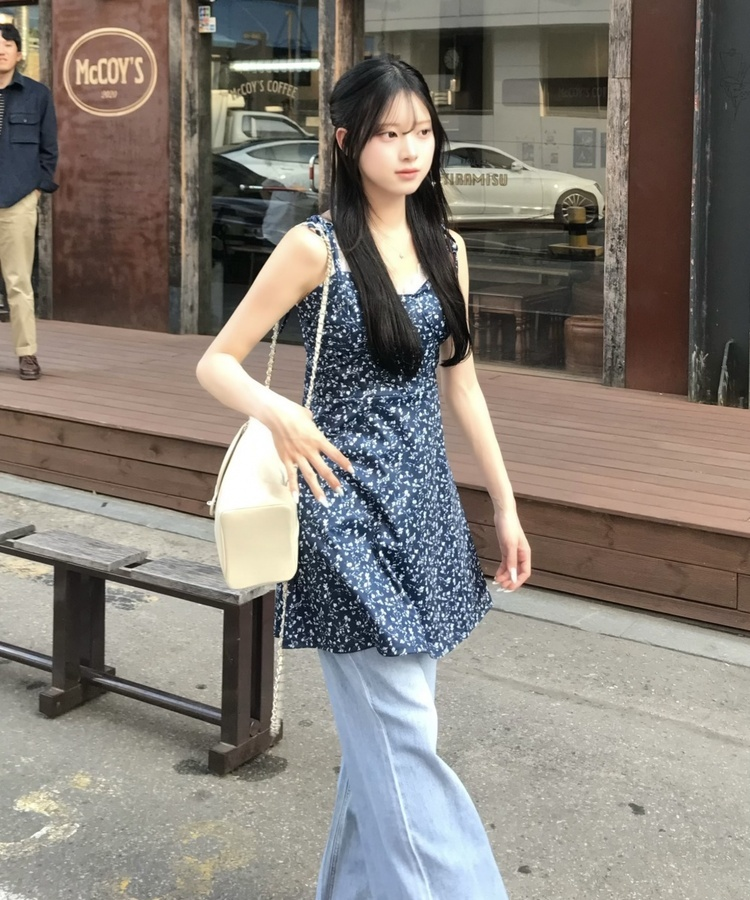 花柄フレアワンピース NAVY