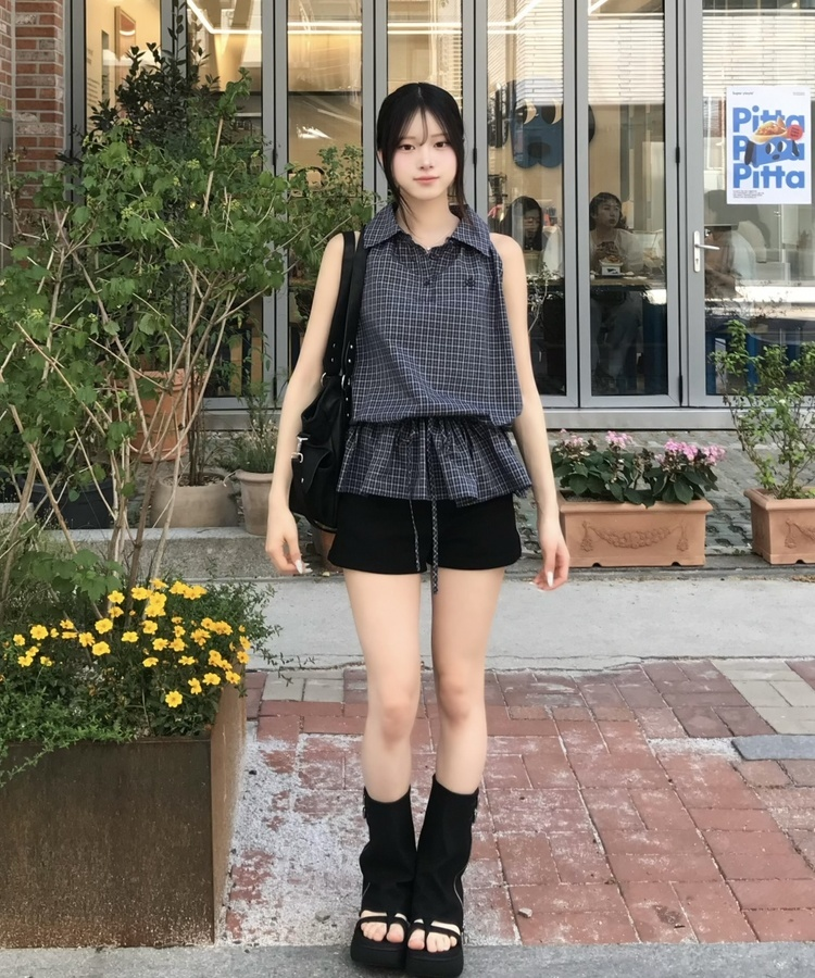 スタッズポケットビッグショルダーバッグ BLACK