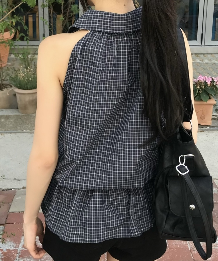 スタッズポケットビッグショルダーバッグ BLACK
