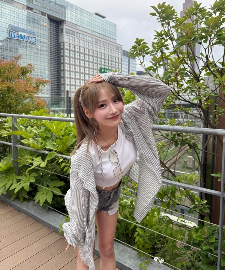 체크 후드 오버핏 셔츠 그레이