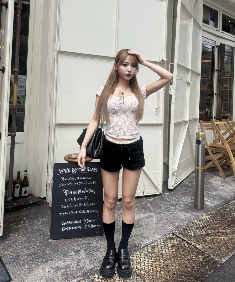 로맨틱 레이스 반팔 탑 살구