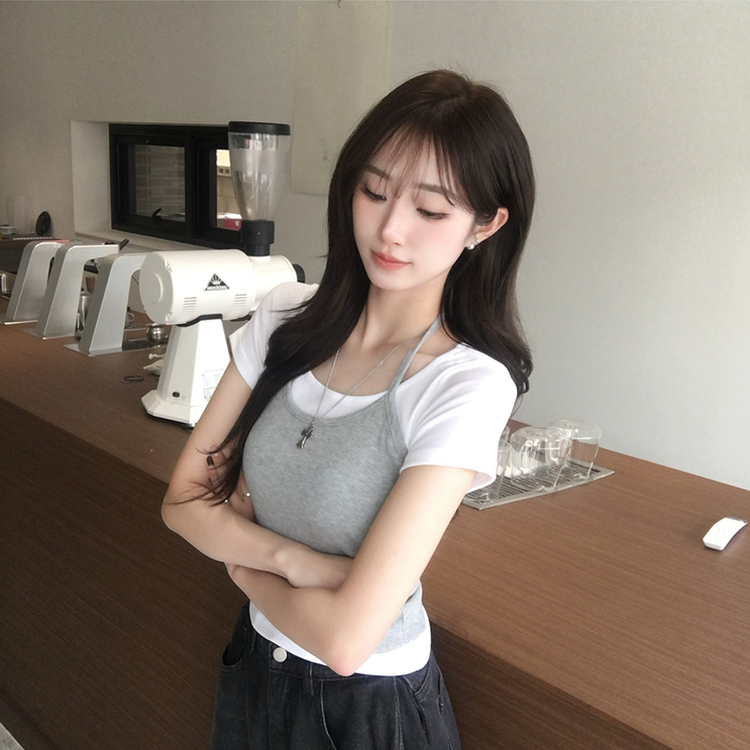 레이어드 효과 수리 홀터넥 라운드 나시 반팔 티셔츠 세트 여름 데일리 세미 크롭 반팔티 슬림핏 유넥 골지 상의 3color 아이보리-그레이