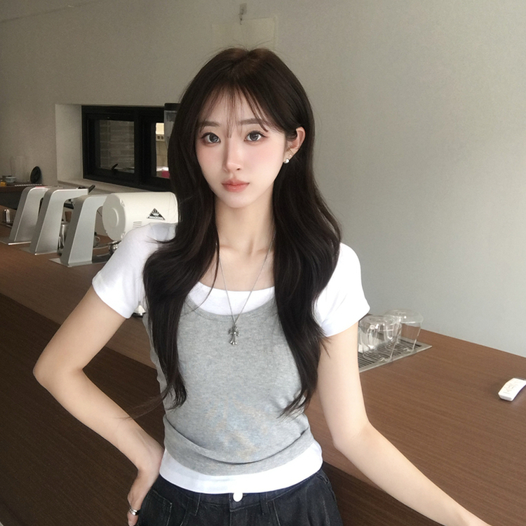 레이어드 효과 수리 홀터넥 라운드 나시 반팔 티셔츠 세트 여름 데일리 세미 크롭 반팔티 슬림핏 유넥 골지 상의 3color 아이보리-그레이