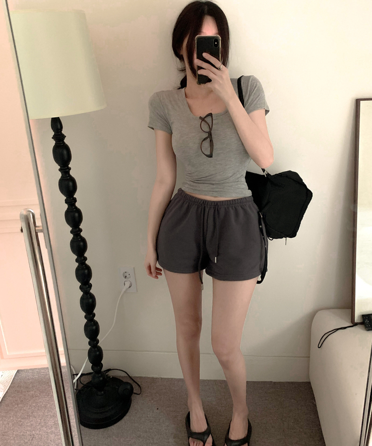 고급쭈리 턴업 골반 볼륨 쭈리 반바지 밴딩 숏팬츠 3colors 차콜