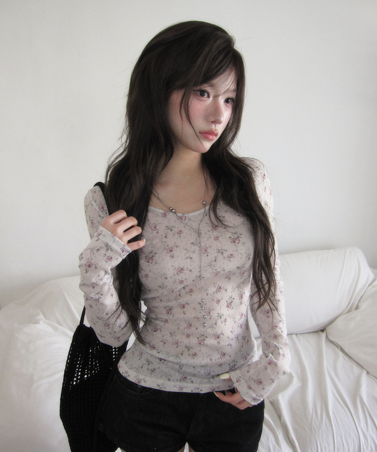 フラワーシアー長袖ラウンドTシャツ IVORY