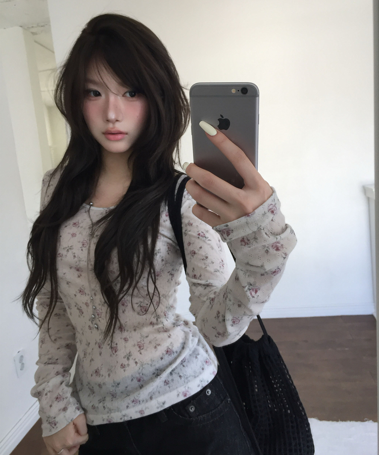 フラワーシアー長袖ラウンドTシャツ IVORY
