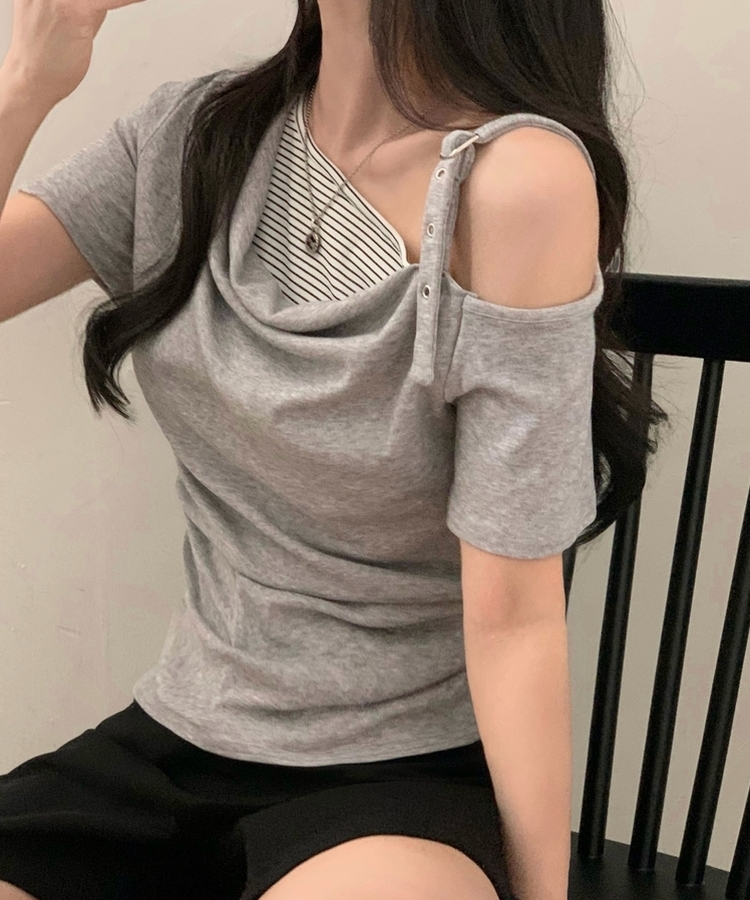 모리 언발 오프숄더 드레이프 스트라이프 옆셔링 반팔티셔츠 4color 그레이