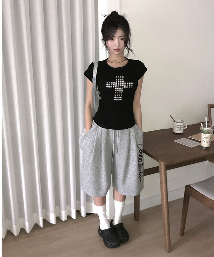 프롬 레터링 프린팅 와이드 핀턱 버뮤다 트레이닝 팬츠 그레이