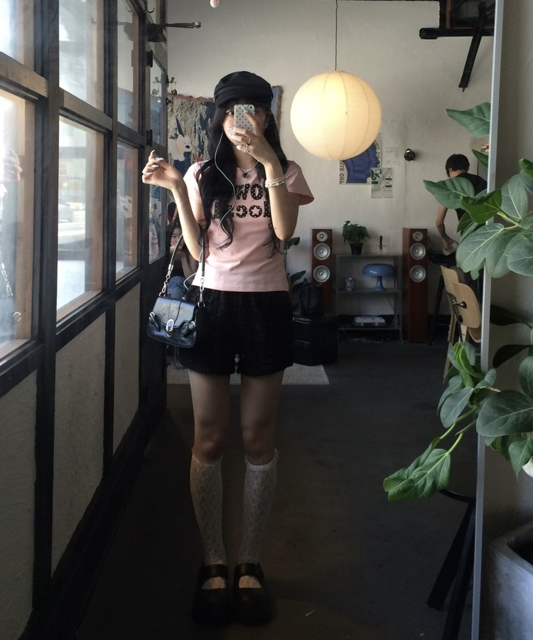 도트 레터링 크롭 반팔티 연핑크