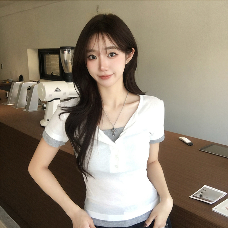 크림치즈 라운드 버튼 여름 배색 레이어드 반팔 티셔츠 버튼 일체형 슬림핏 반팔티 단추 데일리 세미 크롭 상의 4color 아이보리