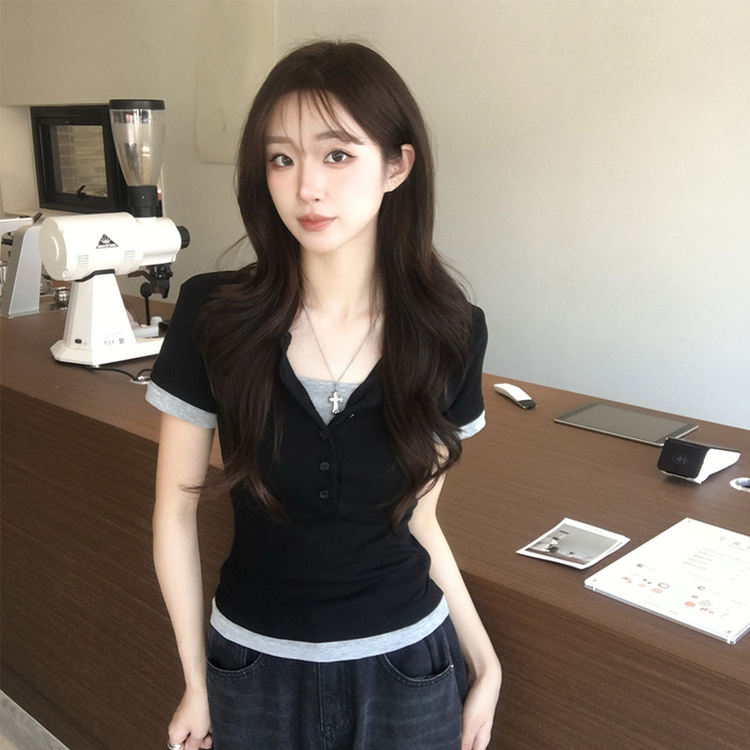 크림치즈 라운드 버튼 여름 배색 레이어드 반팔 티셔츠 버튼 일체형 슬림핏 반팔티 단추 데일리 세미 크롭 상의 4color 블랙