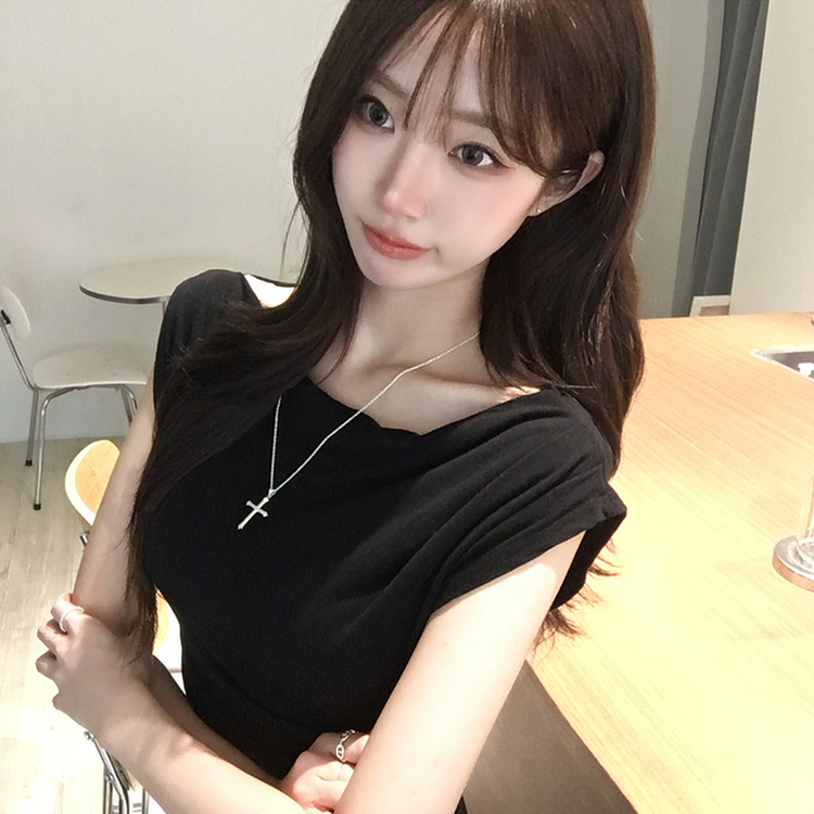 멜팅 드레이프 여름 민소매 슬림핏 반팔 티셔츠 슬림핏 블라우스 결혼식 코디 하객룩 상의 언발란스 나시 반팔티 4color 블랙