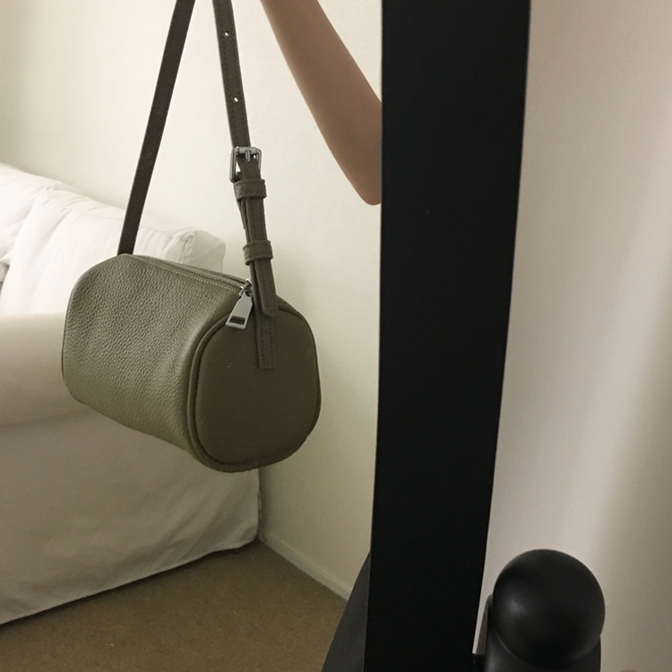 レザーミニスクエアバッグ GREY