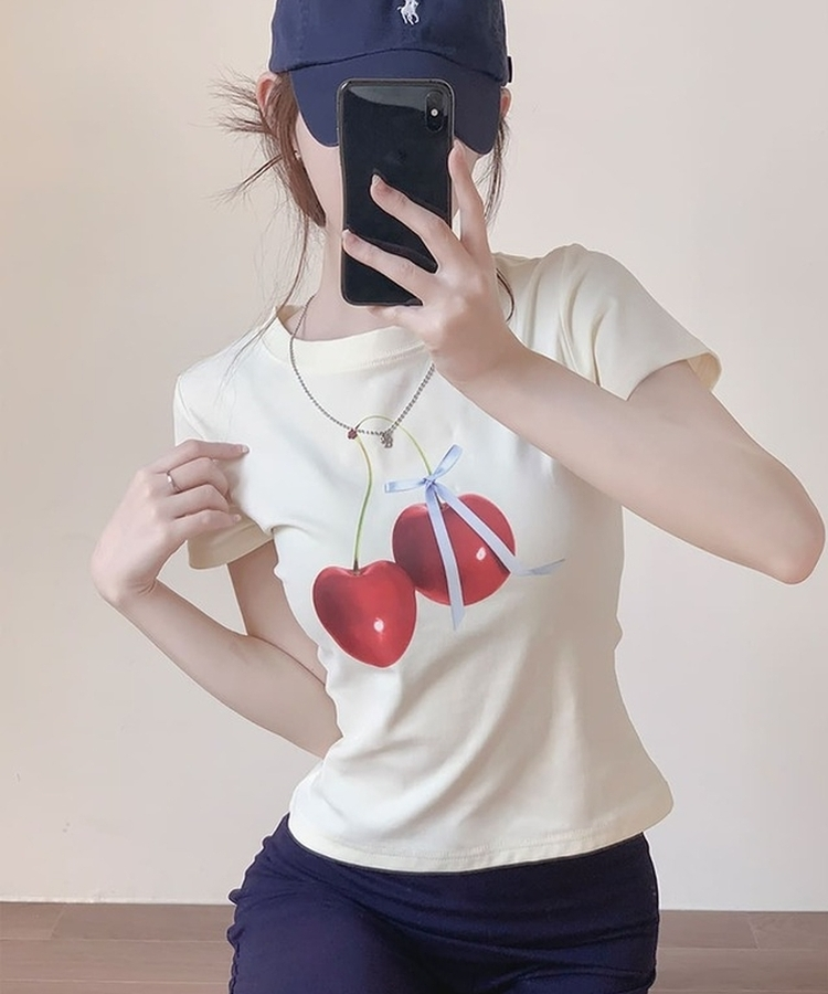 チェリープリントスリムTシャツ(5color) BUTTER