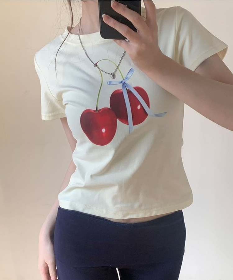 チェリープリントスリムTシャツ(5color) BUTTER