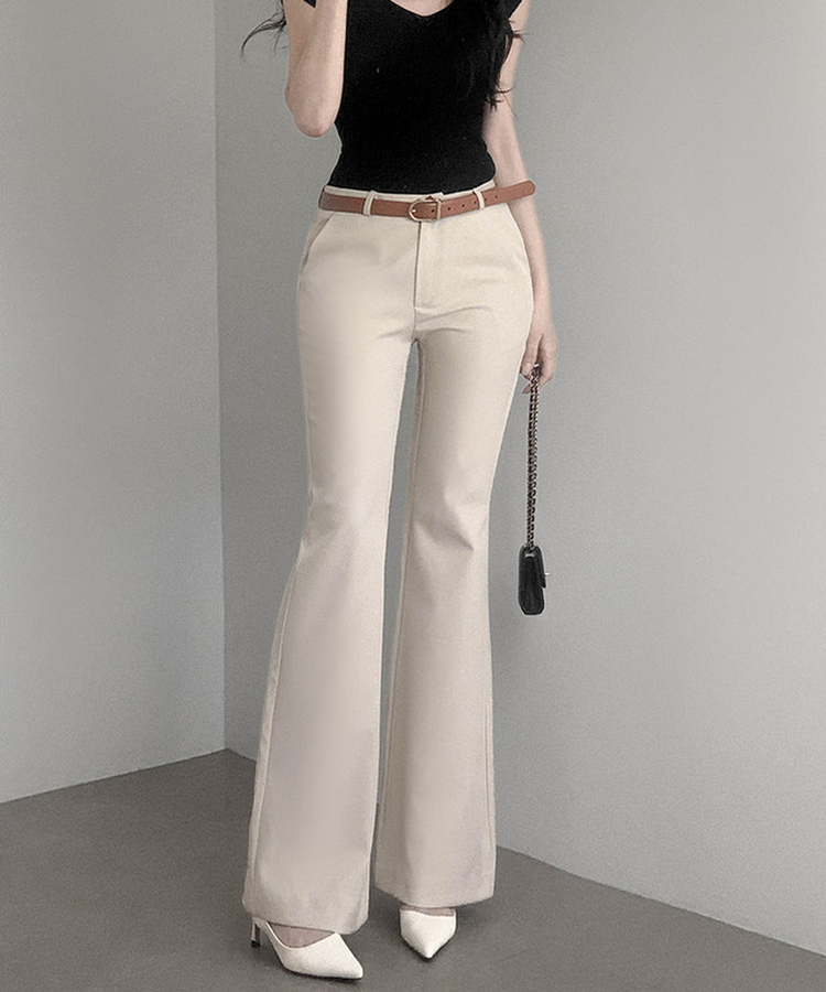 ローライズブーツカットスラックス BEIGE