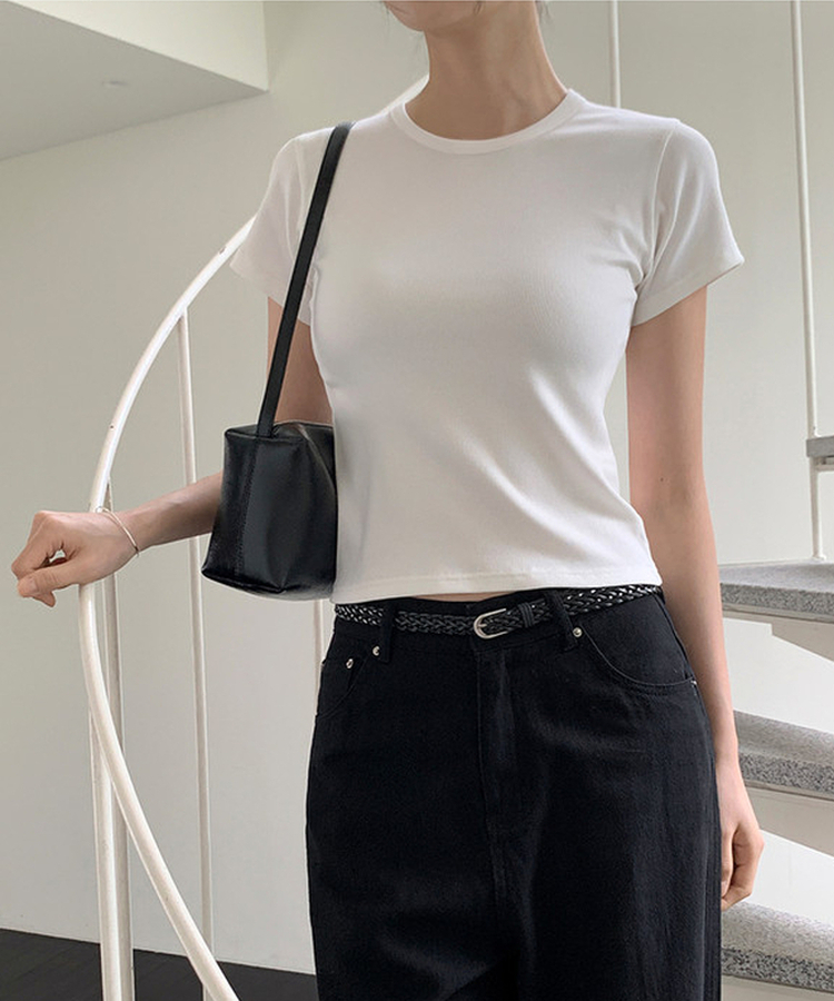 リブスリムセミクロップTシャツ IVORY