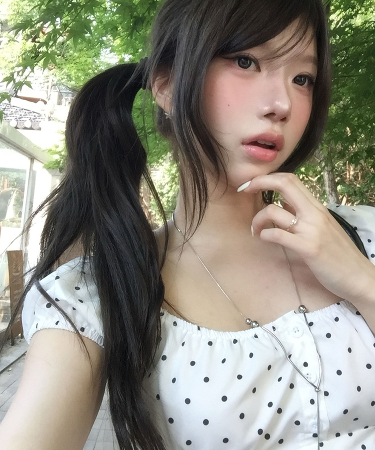 ドットスクエアネックパフブラウス WHITE