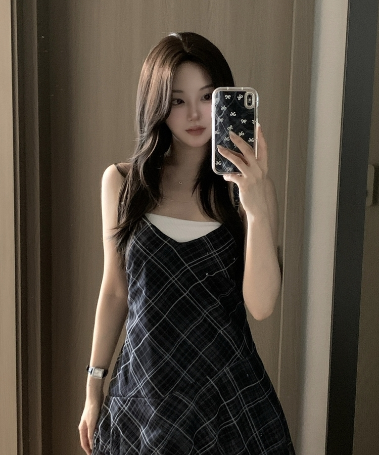 アンバランスフレアチェックキャミワンピース NAVY