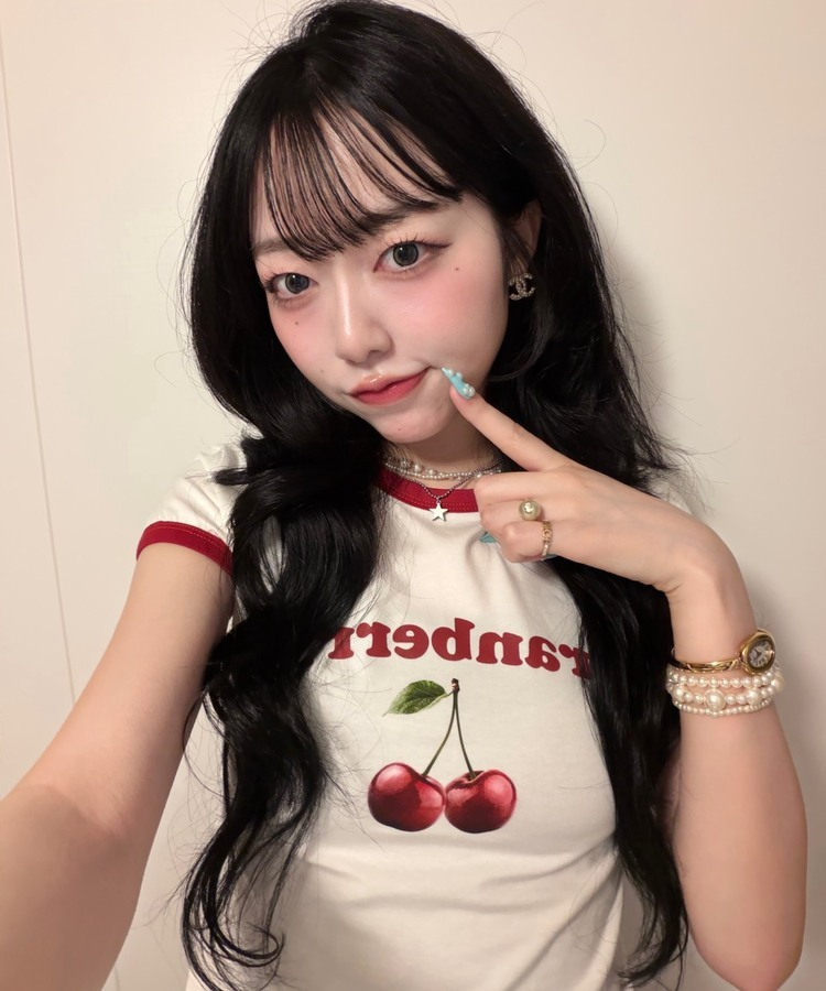【❤️MADE】체리 배색 반팔 티셔츠 화이트