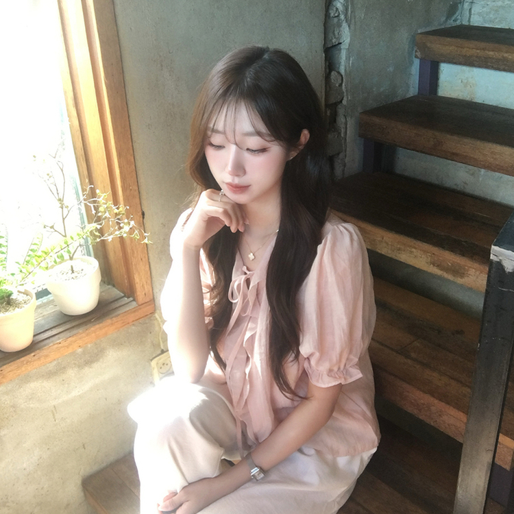 비쥬 여름 프릴 루즈핏 반팔 블라우스 오버핏 스트랩 셔링 셔츠 데일리 리본 밴딩 상의 하객룩 결혼식코디 4color 핑크