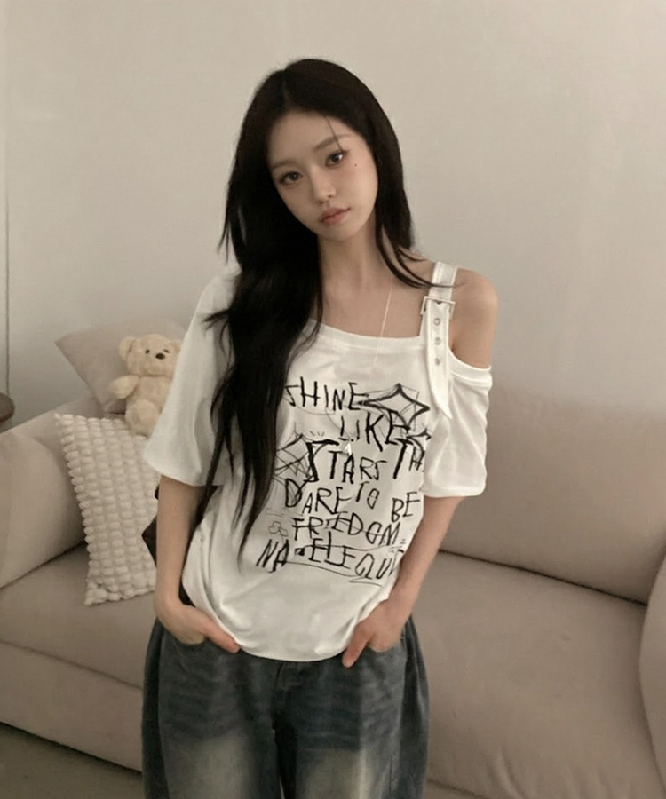 파이더 레터링 언발 버클 벨트 루즈핏 오프 반팔 티셔츠 아이보리