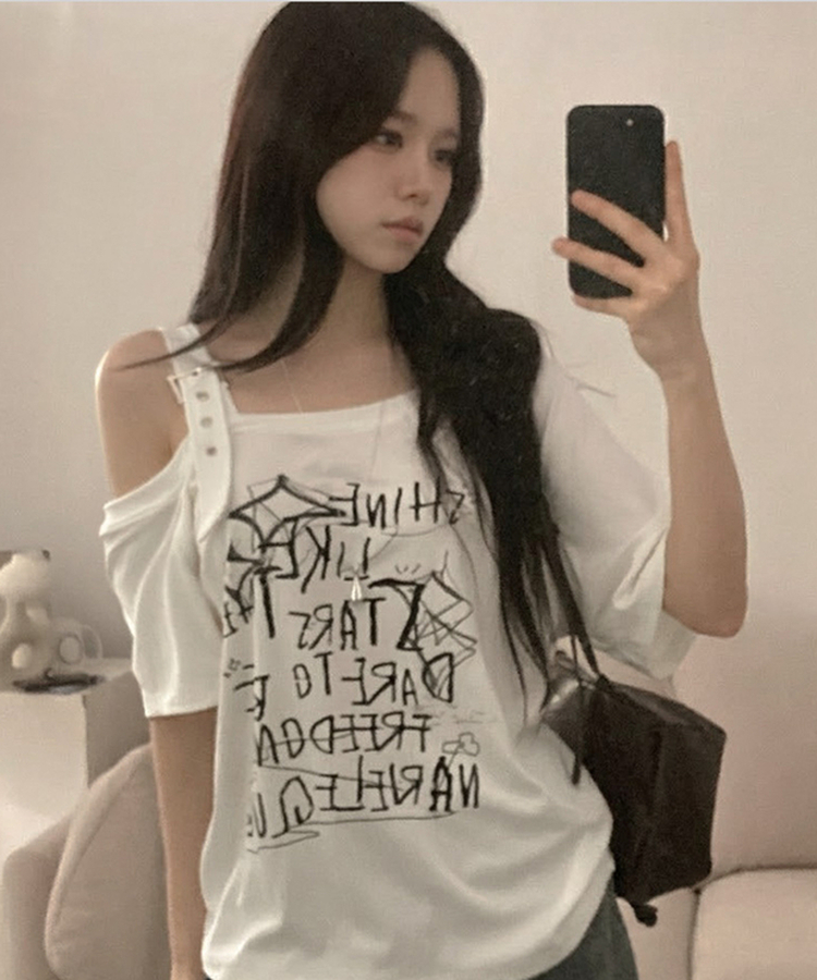 파이더 레터링 언발 버클 벨트 루즈핏 오프 반팔 티셔츠 아이보리
