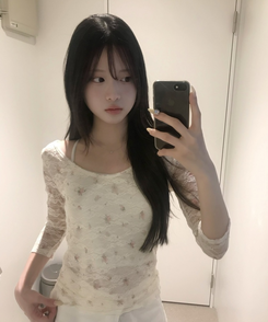 잔꽃 레이스 7부 티셔츠