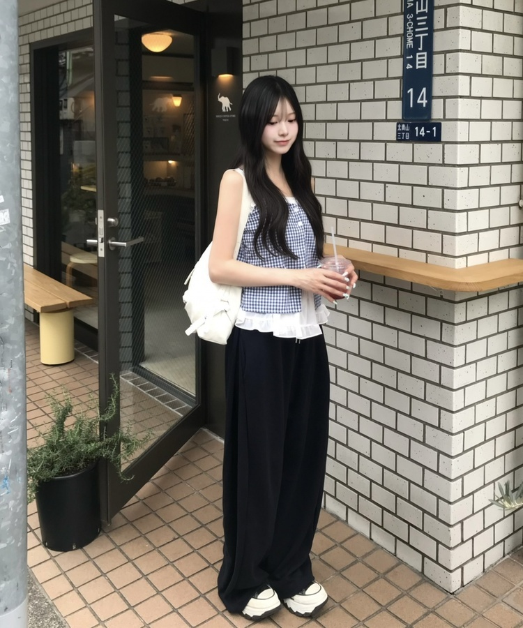 체크 프릴 레이어드 나시 블라우스 아쿠아블루